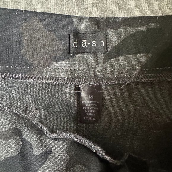 Dash Camo Straight Leg Pants - Picture 2 of 6